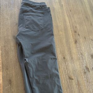 lululemon athletica Men's Obsedian Grey ABC 5-Pocket Slim Fit Pants